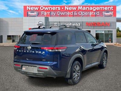 2025 Nissan Pathfinder SV