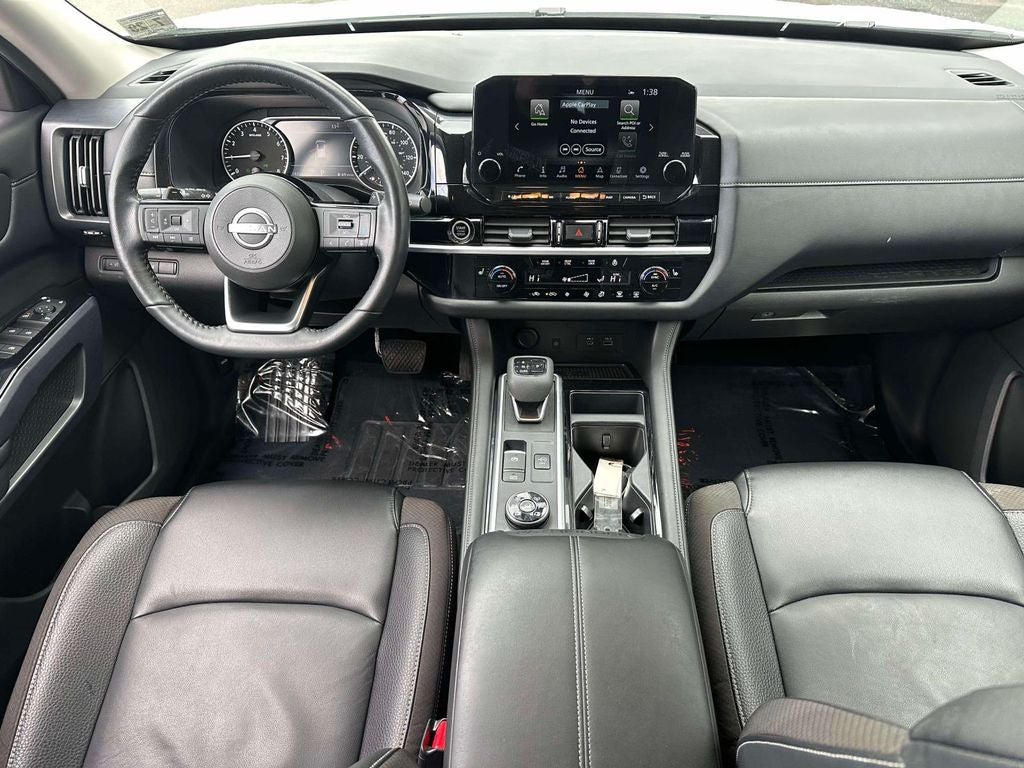 2024 Nissan Pathfinder SL