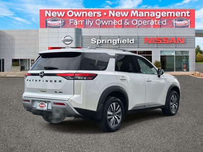2024 Nissan Pathfinder SL