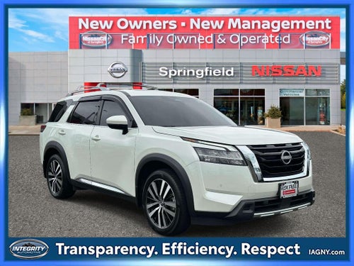 2024 Nissan Pathfinder Platinum