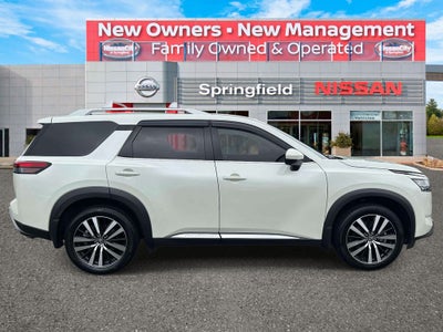 2024 Nissan Pathfinder Platinum