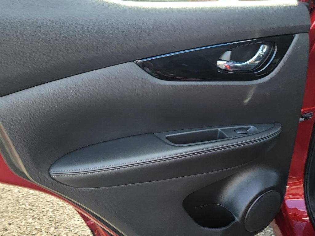 2022 Nissan Rogue Sport SV