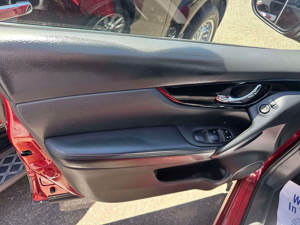 2021 Nissan Rogue Sport SV