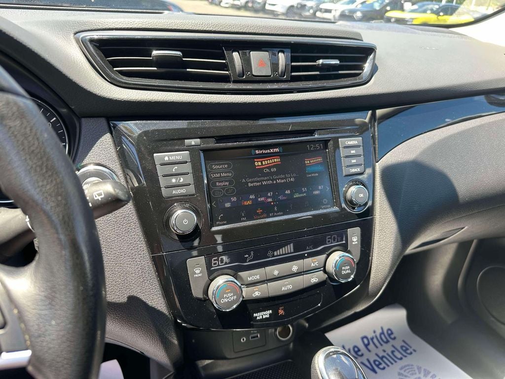 2021 Nissan Rogue Sport SV
