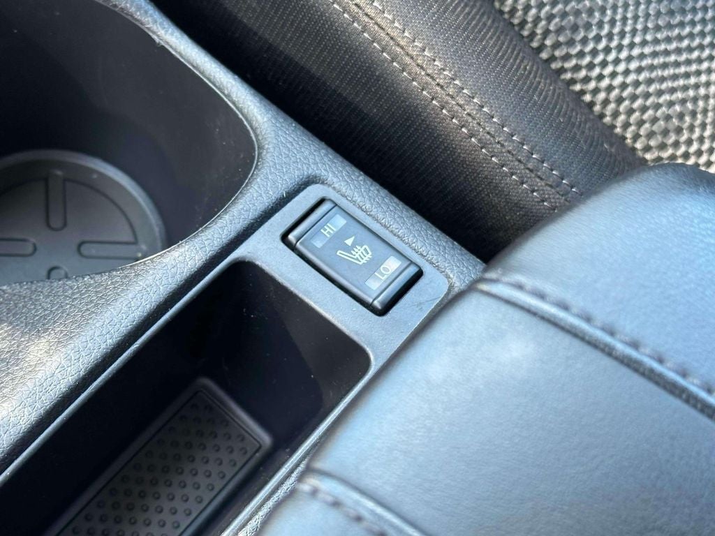 2021 Nissan Rogue Sport SV