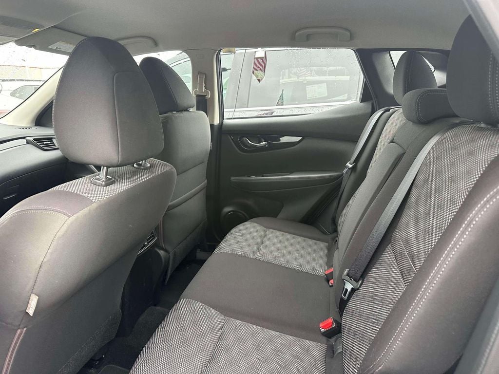 2017 Nissan Rogue Sport SV