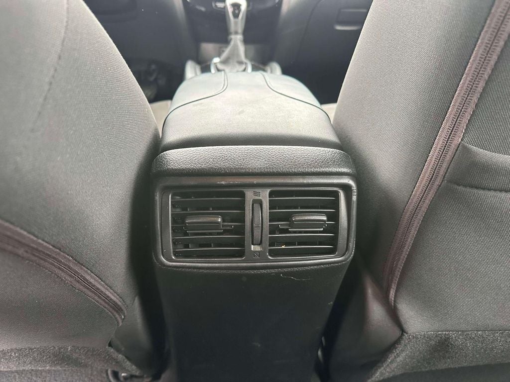 2017 Nissan Rogue Sport SV