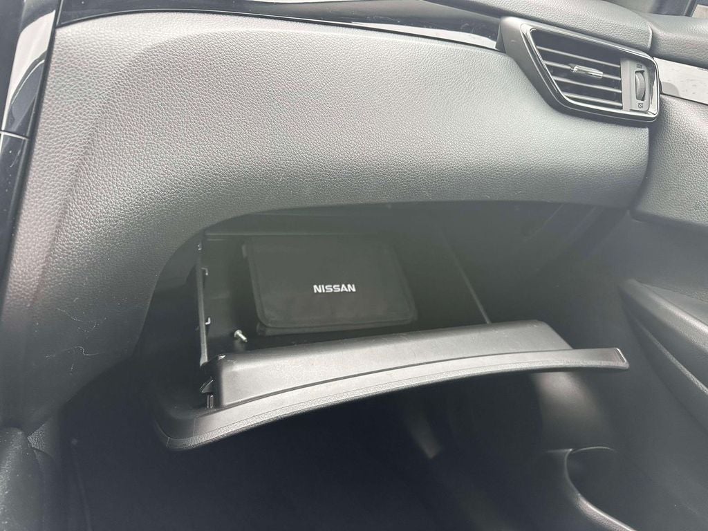 2017 Nissan Rogue Sport SV