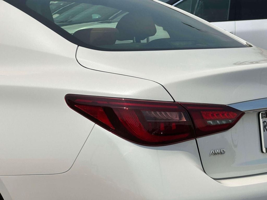2023 INFINITI Q50 LUXE