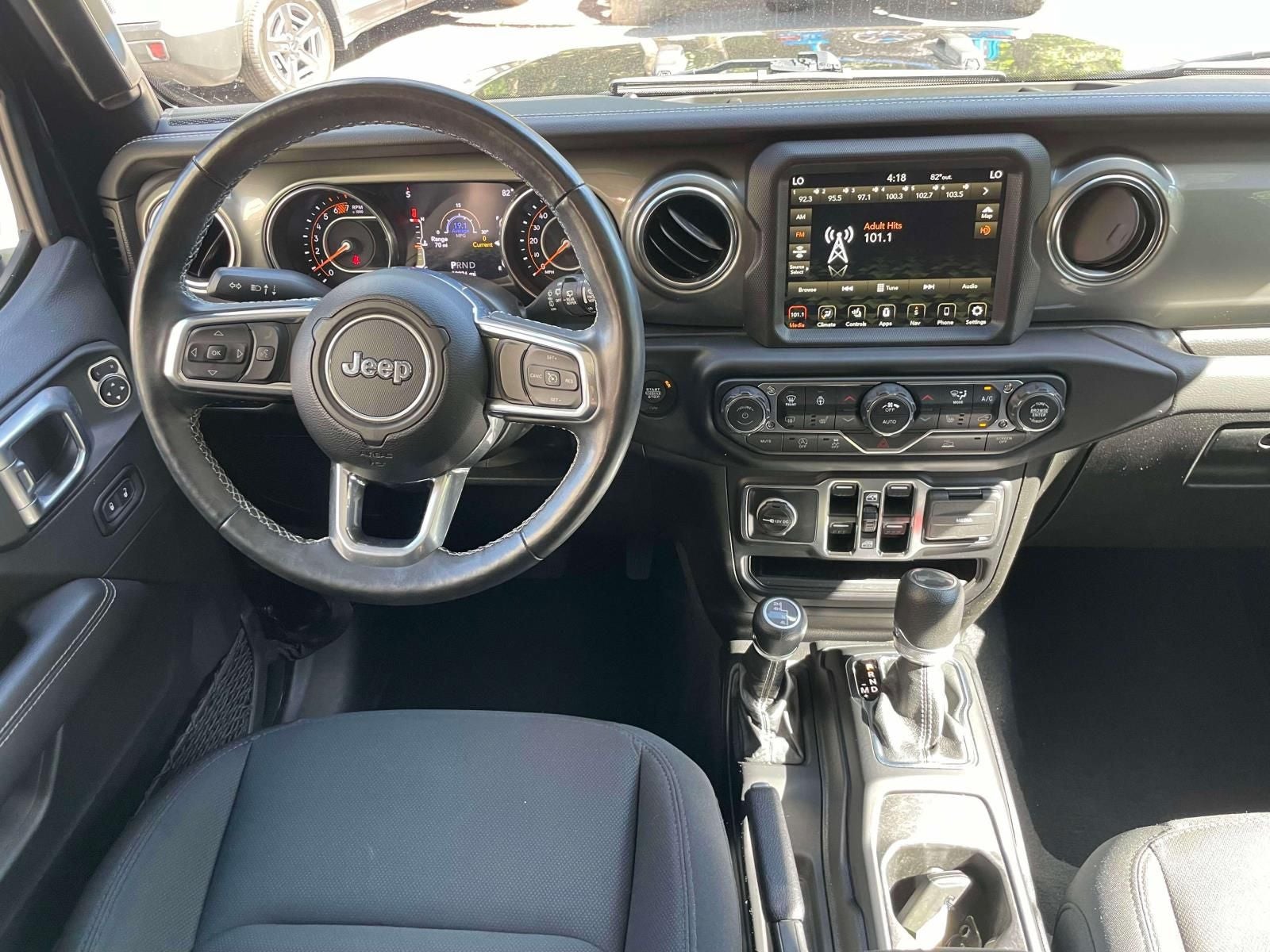 2022 Jeep Wrangler Unlimited Sahara 4x4
