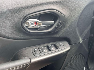 2019 Jeep Cherokee Limited FWD
