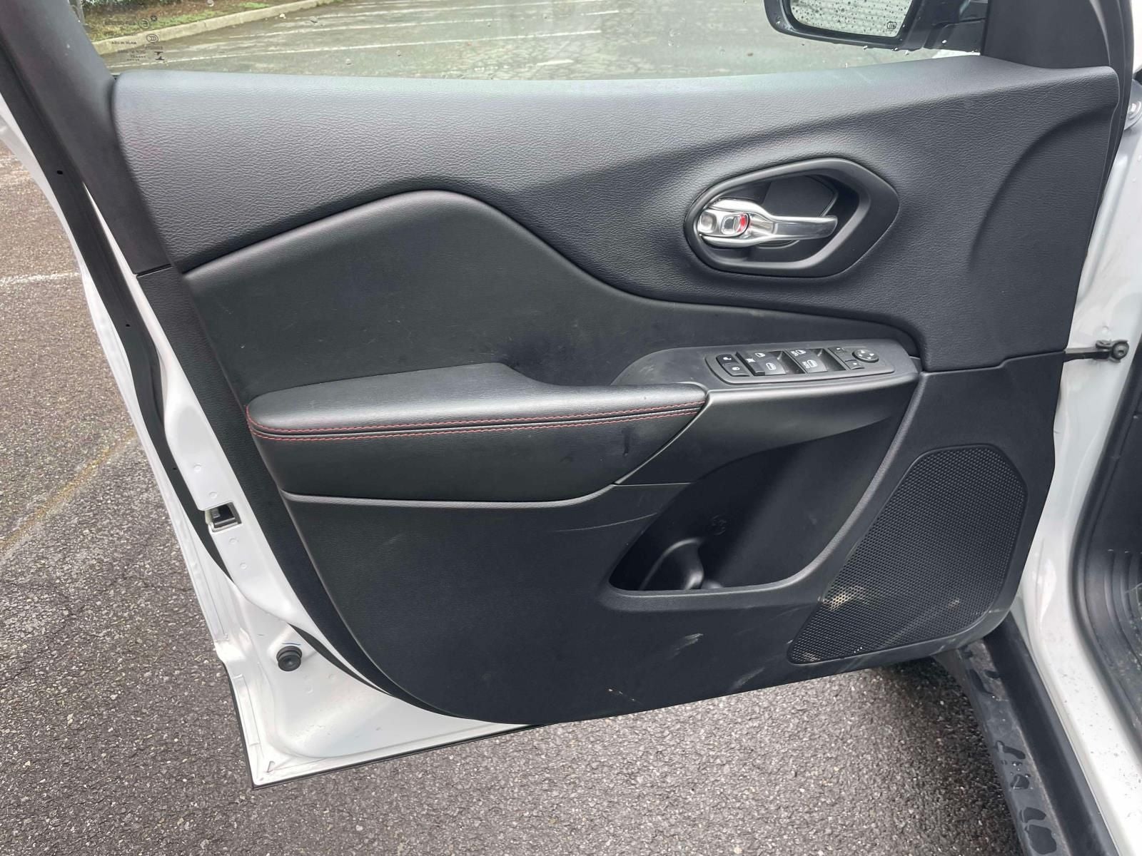 2022 Jeep Cherokee Trailhawk 4x4