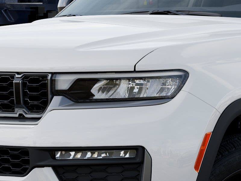 2027 Jeep Grand Cherokee GRAND CHEROKEE LIMITED 4X4