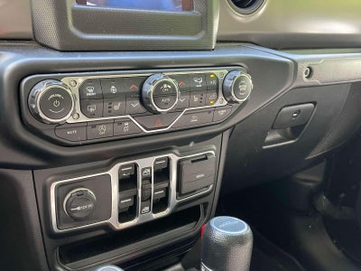 2022 Jeep Gladiator Willys 4x4