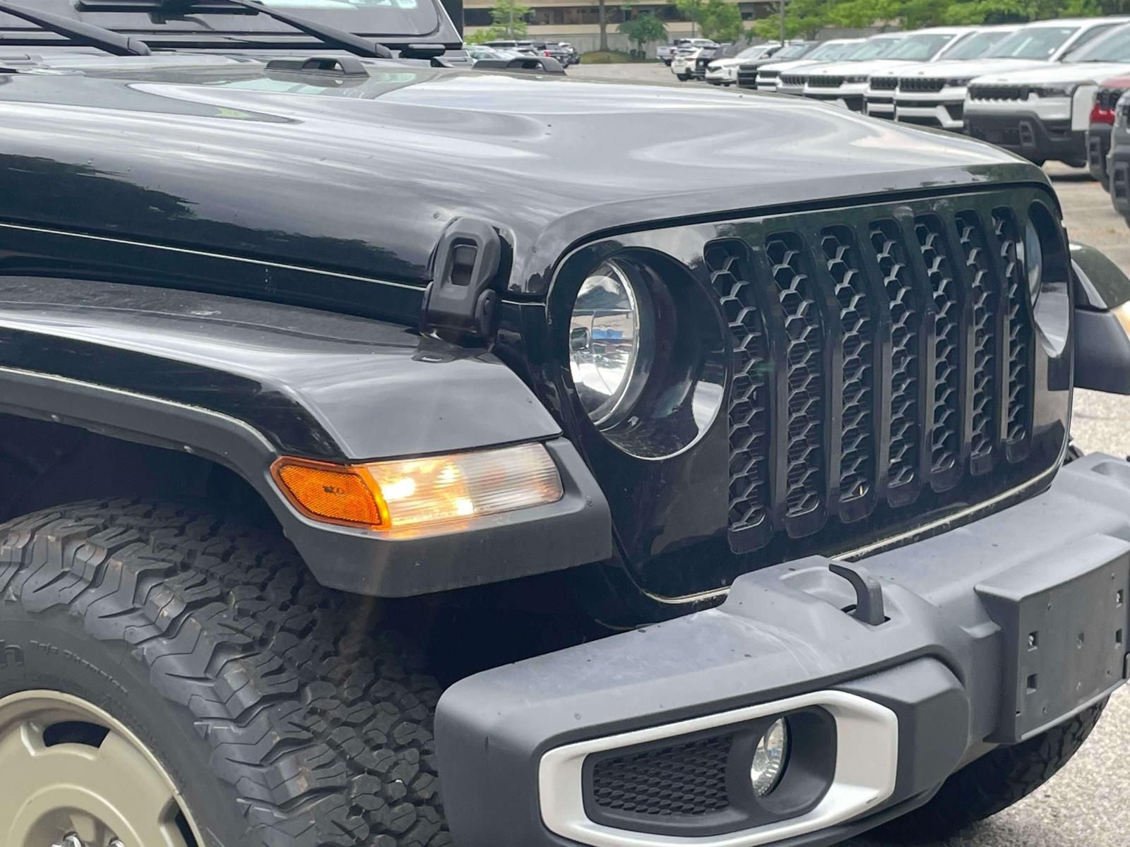 2022 Jeep Gladiator Sport S 4x4