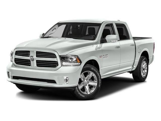2016 RAM 1500 Big Horn 4x4 Crew Cab 5'7's photo
