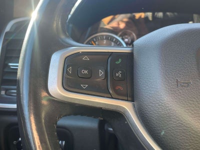 2020 RAM 1500 Big Horn Quad Cab 4x4 6'4' Box