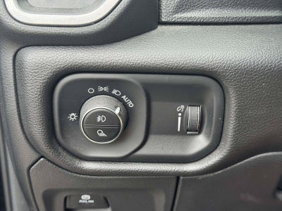 2023 RAM 1500 Big Horn Crew Cab 4x4 5'7' Box