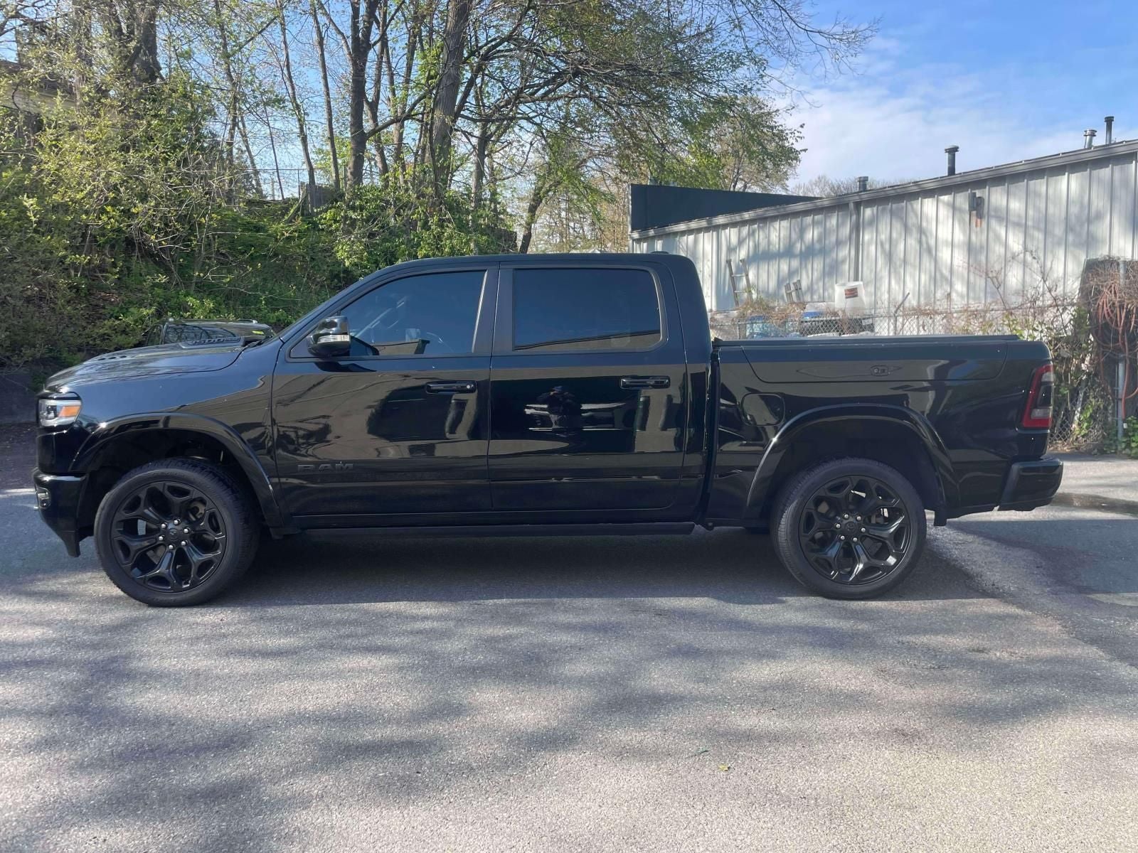 2022 RAM 1500 Limited Crew Cab 4x4 5'7' Box
