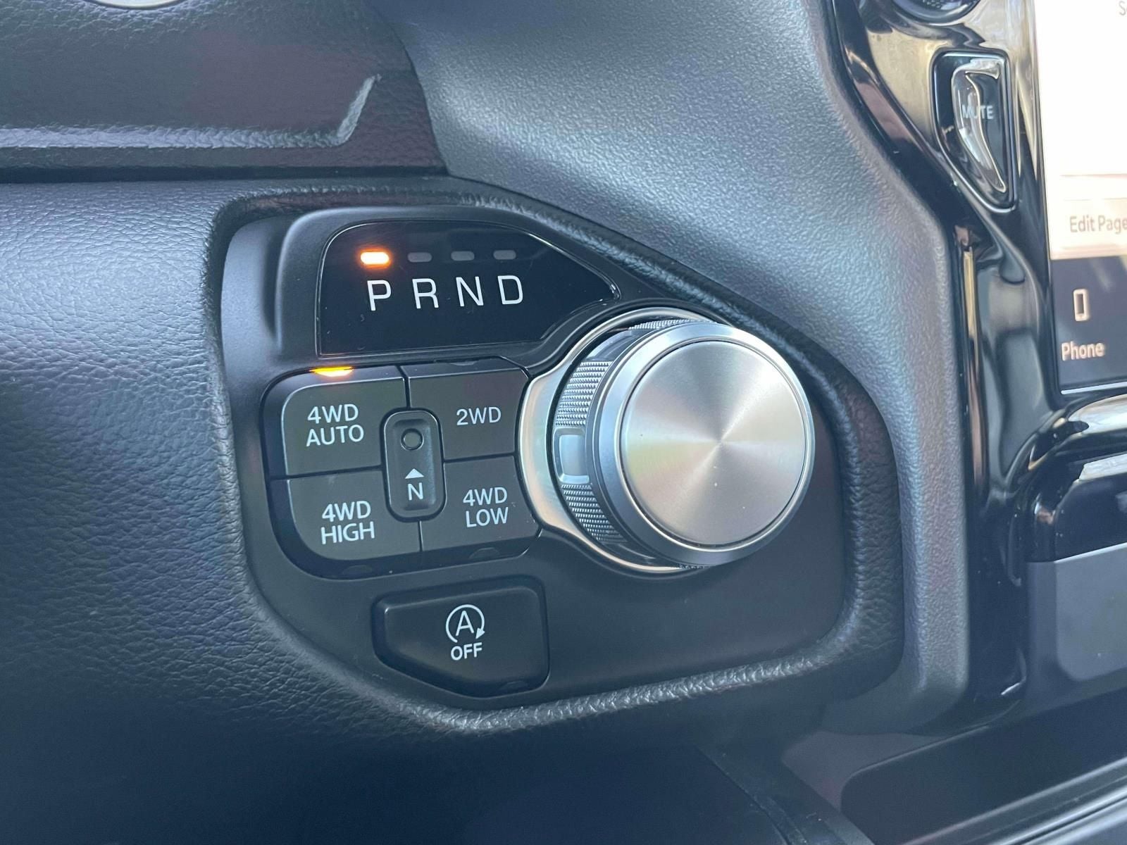 2023 RAM 1500 Laramie Crew Cab 4x4 5'7' Box