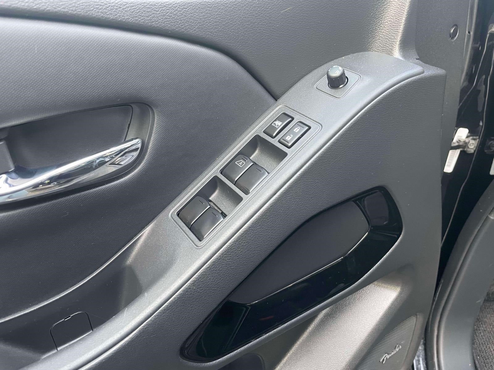 2022 Nissan Frontier Crew Cab PRO-4X 4x4