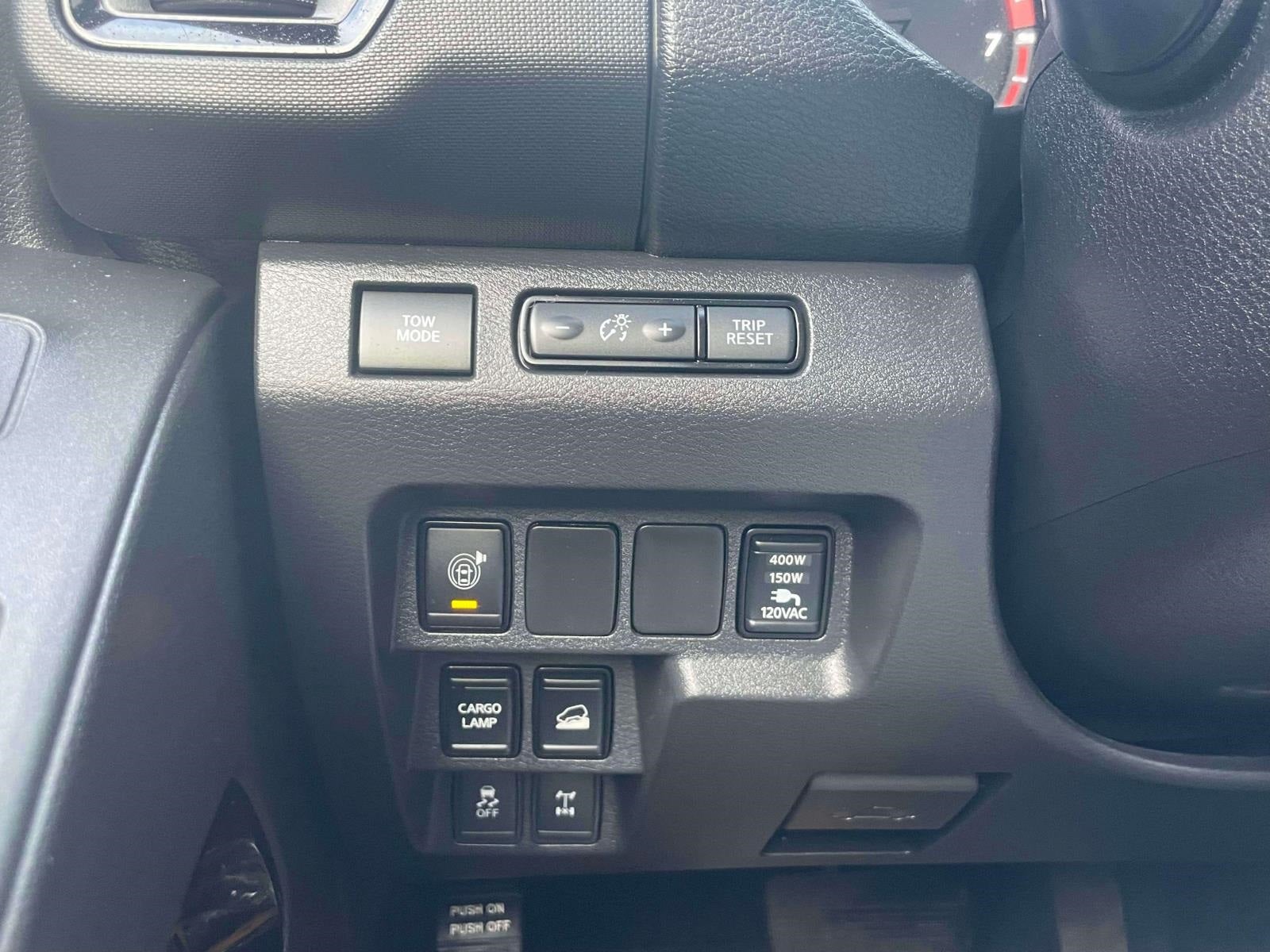 2022 Nissan Frontier Crew Cab PRO-4X 4x4