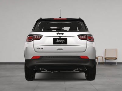 2024 Jeep Compass COMPASS LATITUDE 4X4