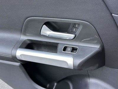2023 Mercedes-Benz GLB 250 4MATIC®