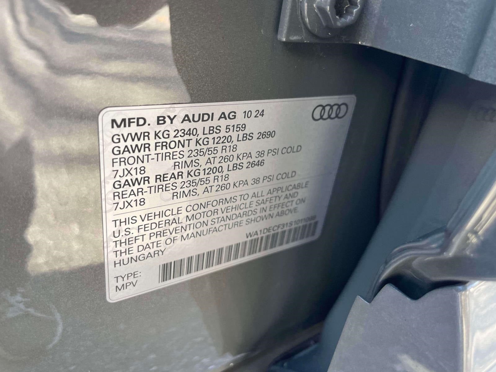 2025 Audi Q3 Premium 45 TFSI S line quattro Tiptronic