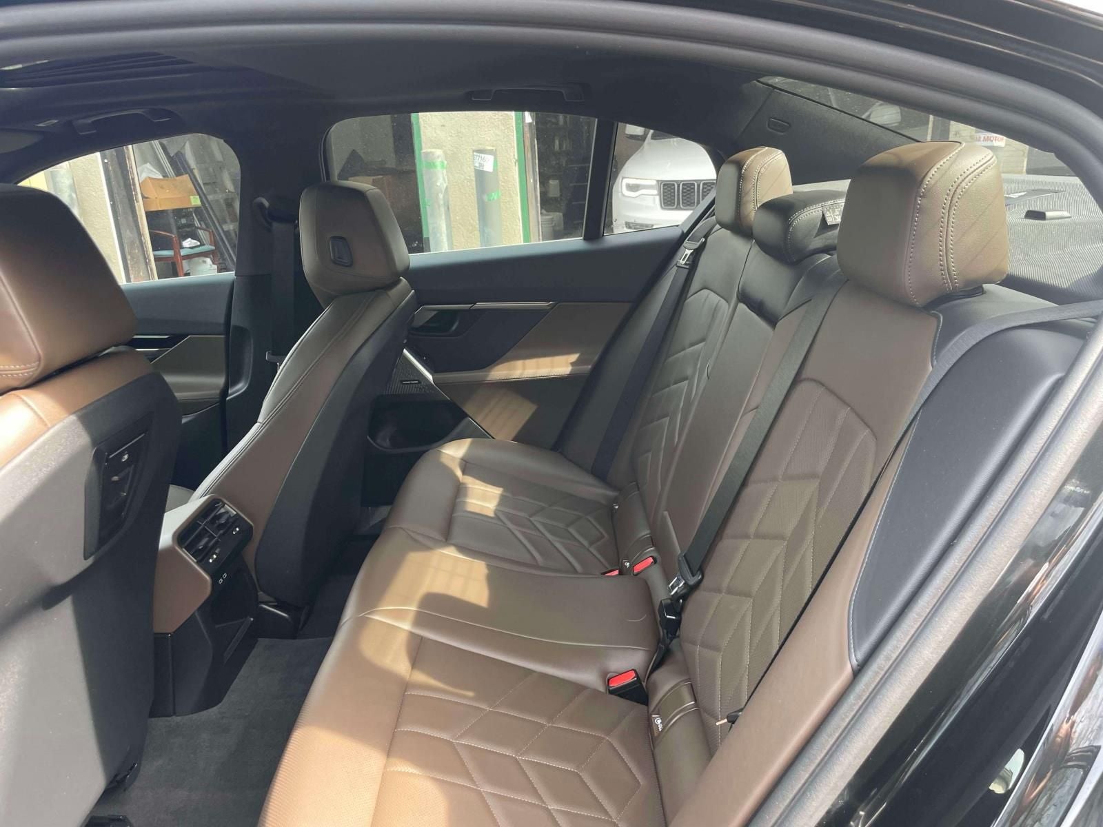 2025 BMW 530i xDrive