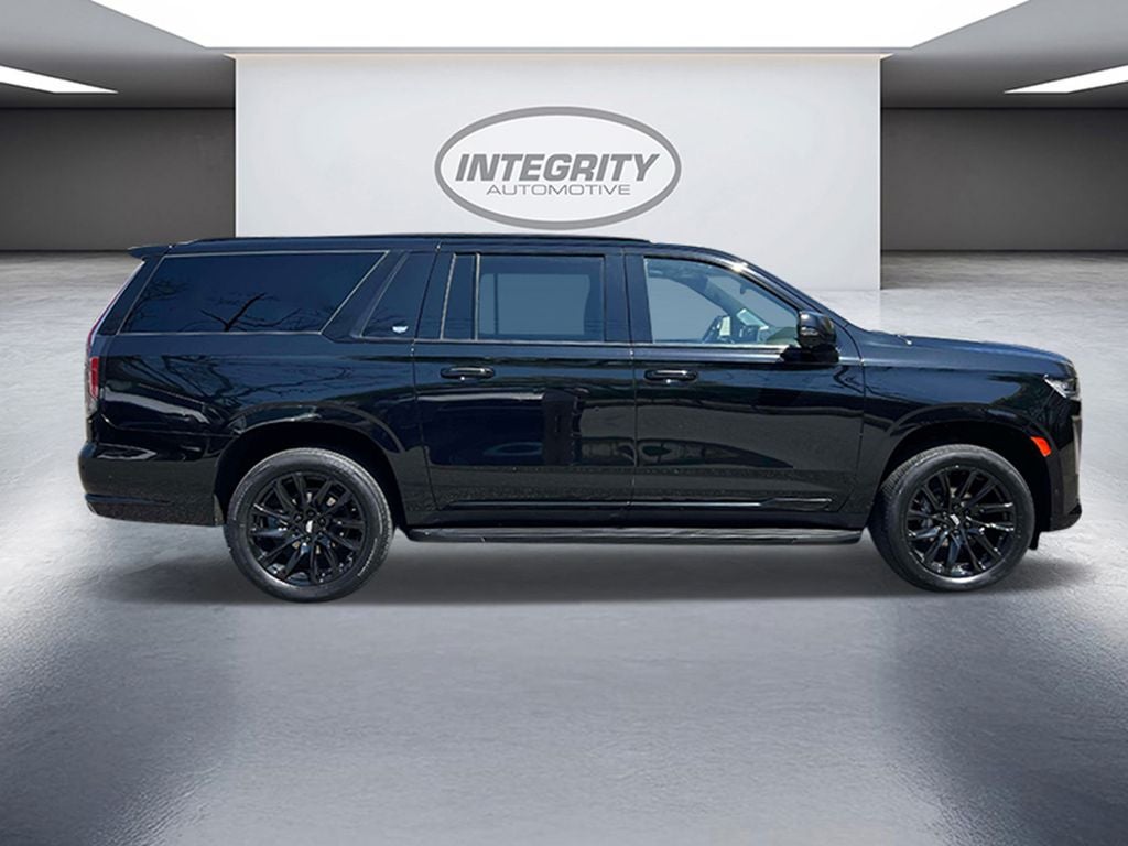 2023 Cadillac Escalade ESV Sport Platinum