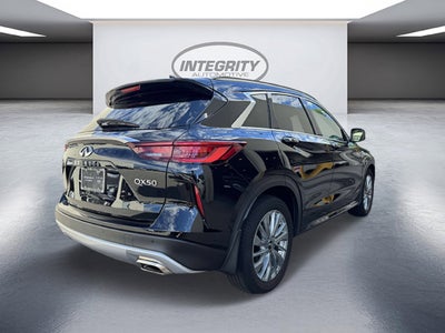 2023 INFINITI QX50 LUXE AWD