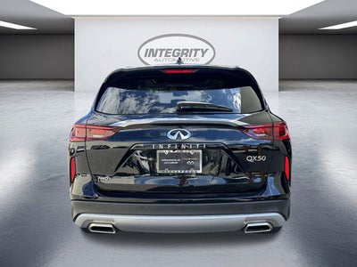 2023 INFINITI QX50 LUXE AWD