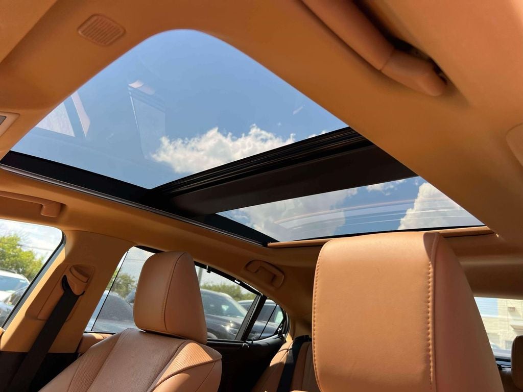 2024 Lexus ES 350 Ultra Luxury