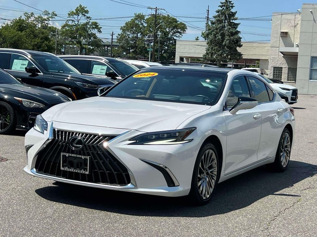 2024 Lexus ES 350 Ultra Luxury