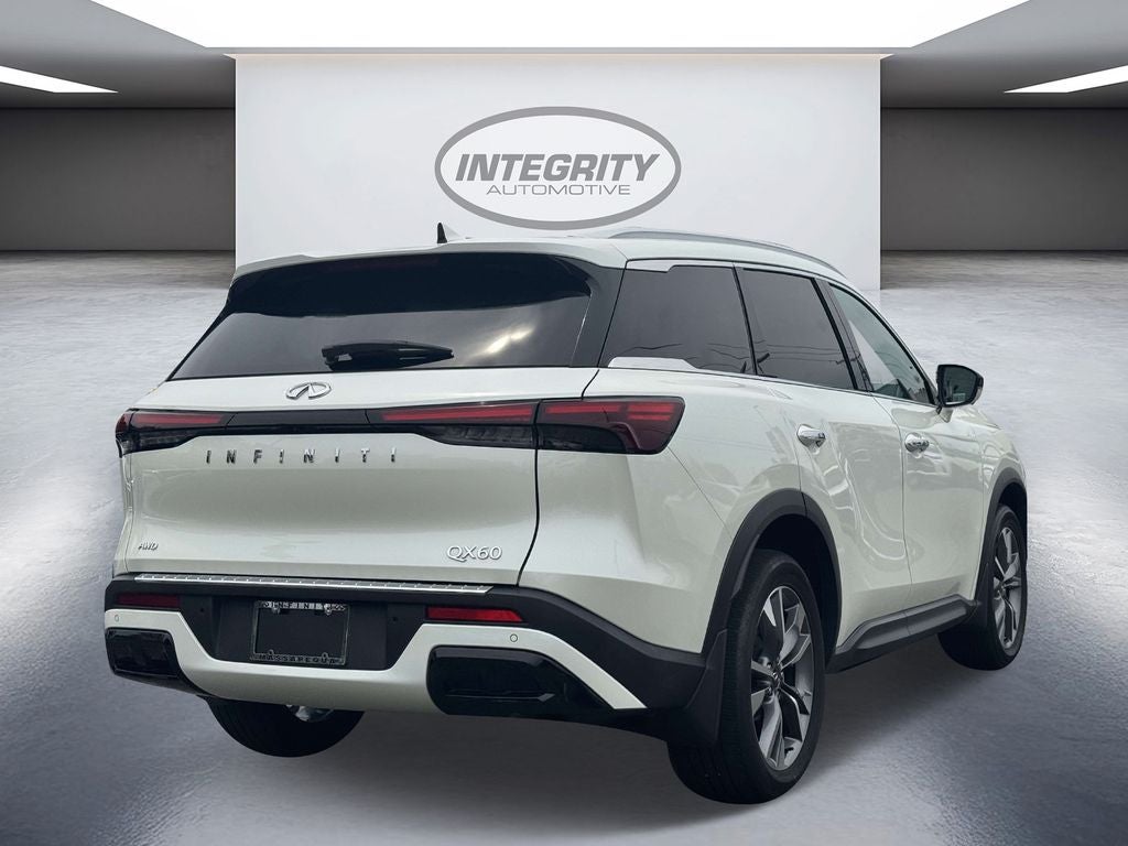 2023 INFINITI QX60 LUXE AWD