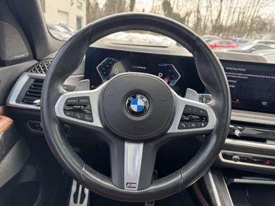 2023 BMW X7 xDrive40i