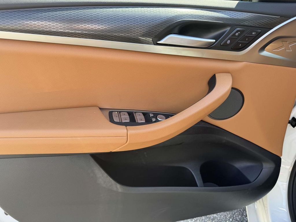 2024 BMW X4 xDrive30i