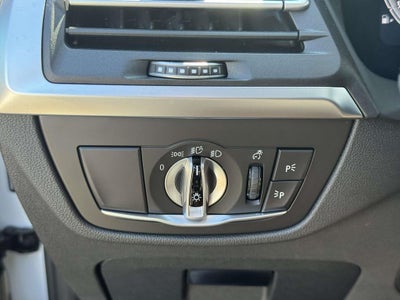 2024 BMW X4 xDrive30i