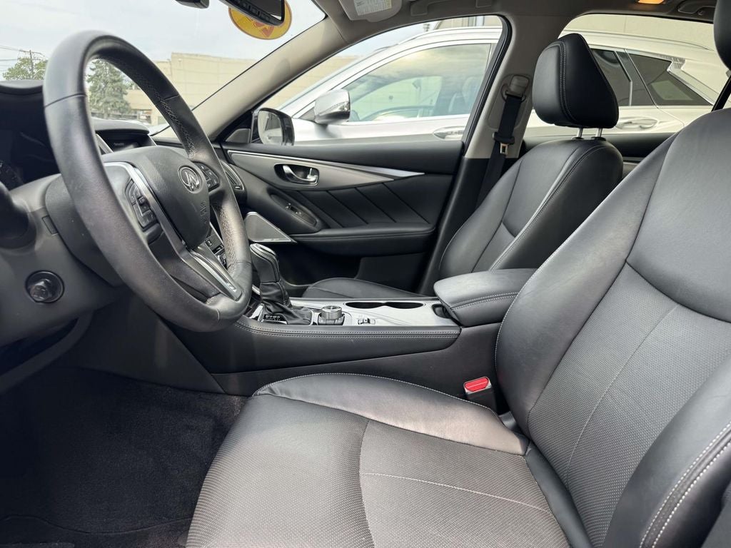 2023 INFINITI Q50 LUXE AWD