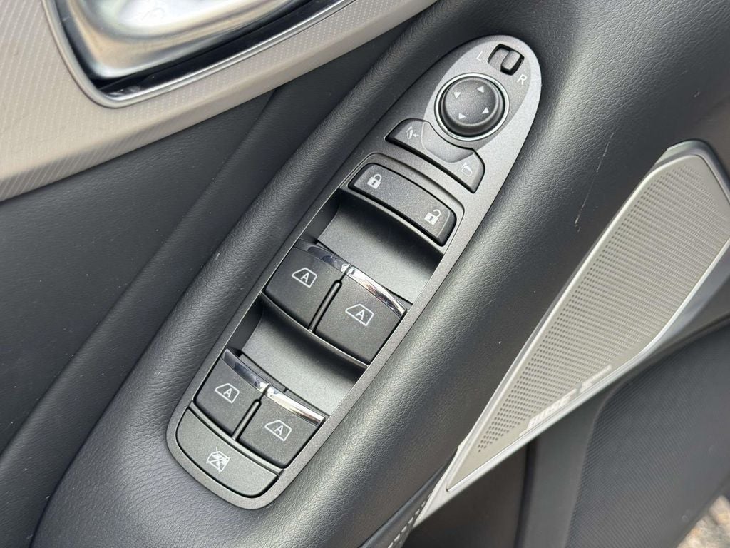 2023 INFINITI Q50 LUXE AWD