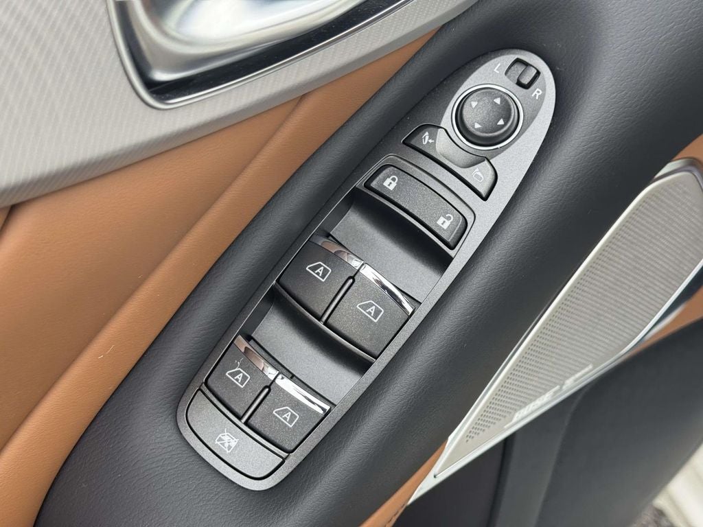 2023 INFINITI Q50 LUXE AWD