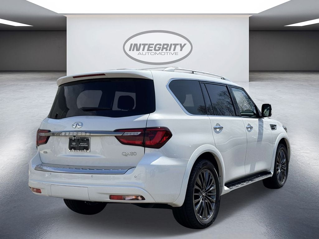2024 INFINITI QX80 Premium Select