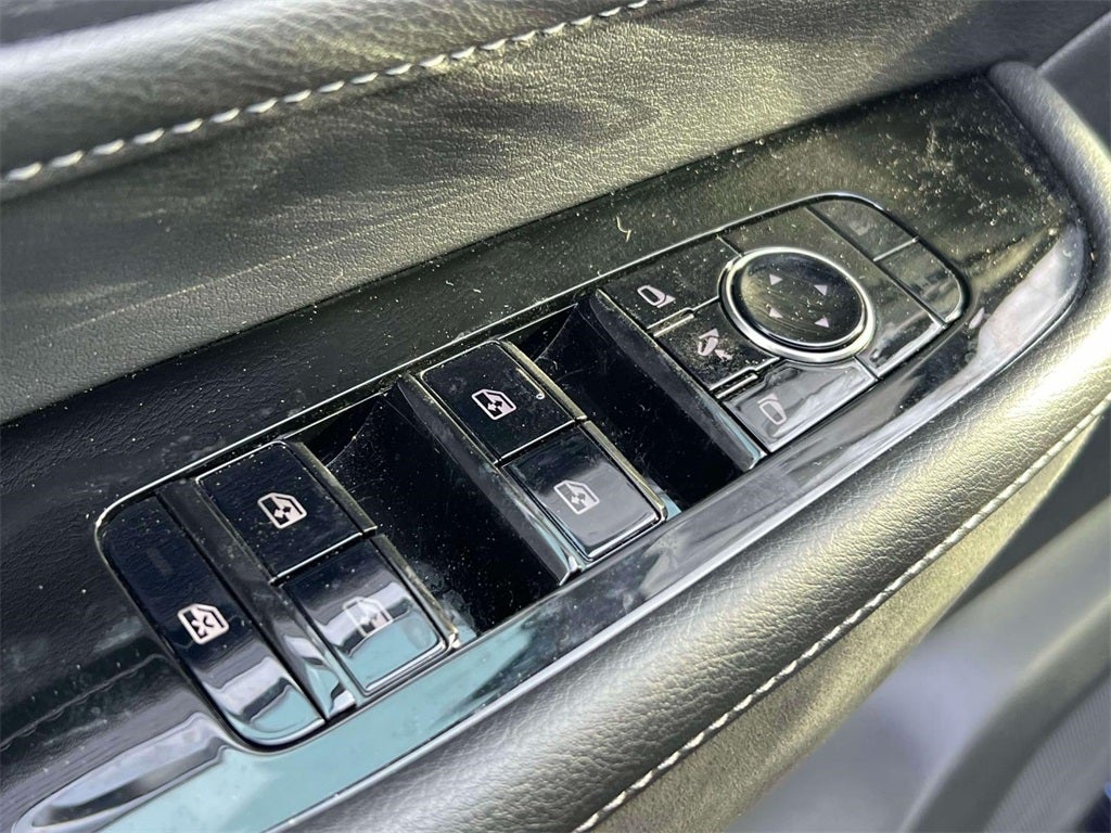 2025 INFINITI QX80 Sensory 4WD