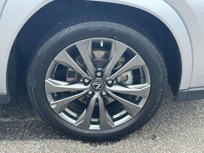 2023 Lexus UX 250h F SPORT Design