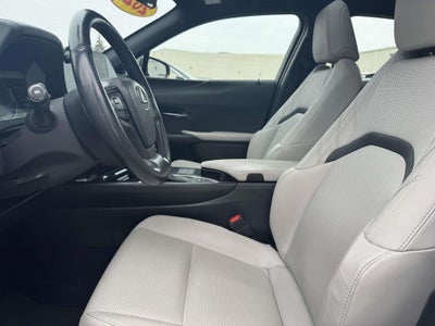 2023 Lexus UX 250h F SPORT Design