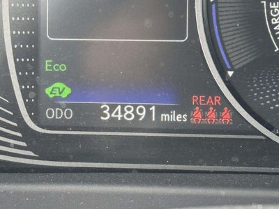 2023 Lexus UX 250h F SPORT Design