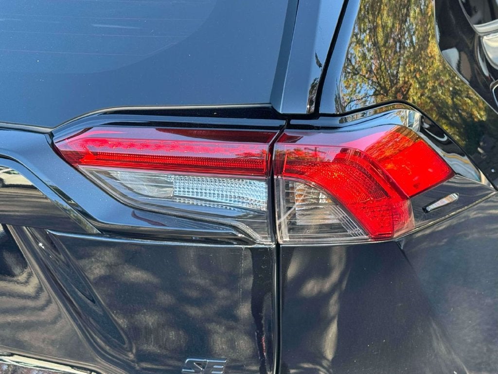2025 Toyota RAV4 Plug-In Hybrid SE