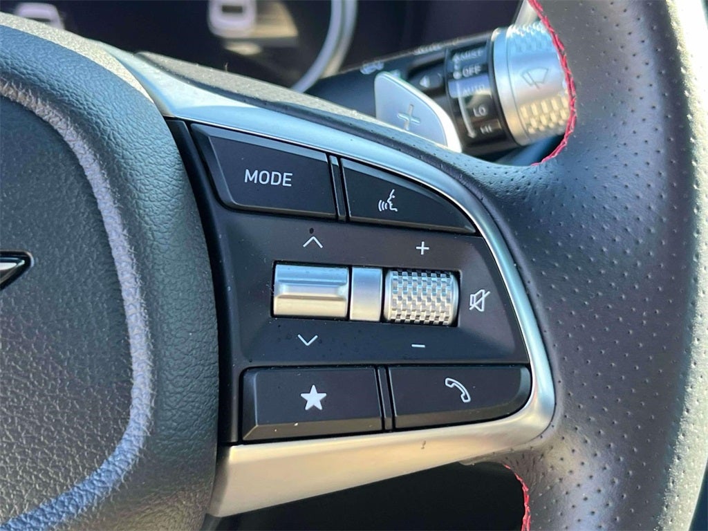 2025 Genesis G70 2.5T Sport Prestige