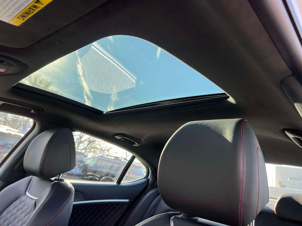 2025 Genesis G70 3.3T Sport Prestige